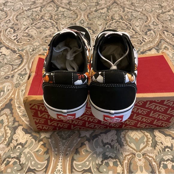 NWT Vans Old Skool Customs Butterfly Checkeredboard Women’s Sz 9.5
